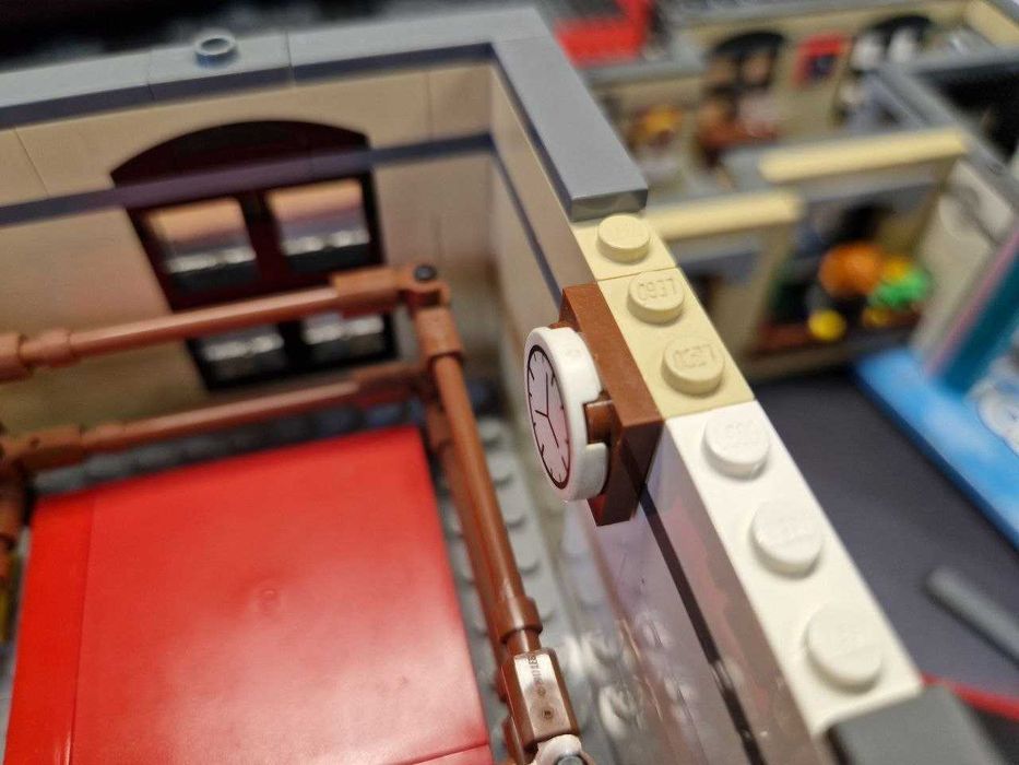 LEGO Creator Expert 10260 Downtown Diner (Оригинал)