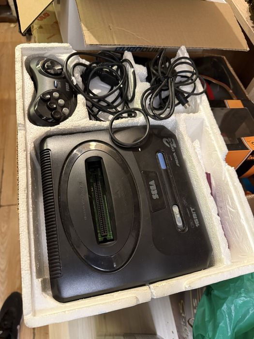 стара игрова конзола сега мега драйв 2