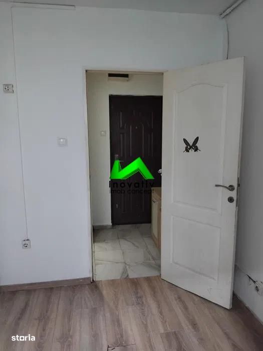 Apartament – Sibiu, Zona Industrială Est, CFR Triaj (Broscărie) - Vedere 3