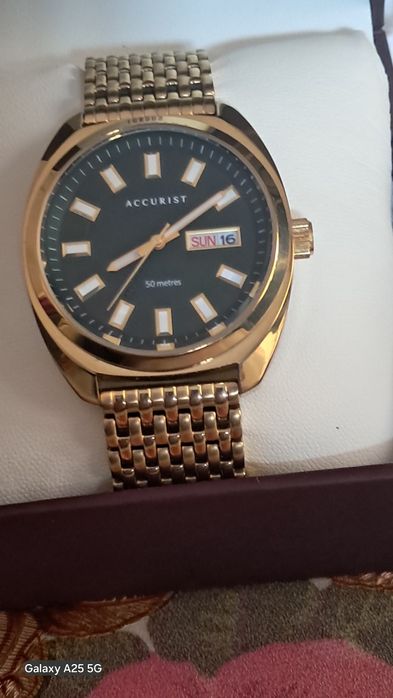 Vand ceas Accurist