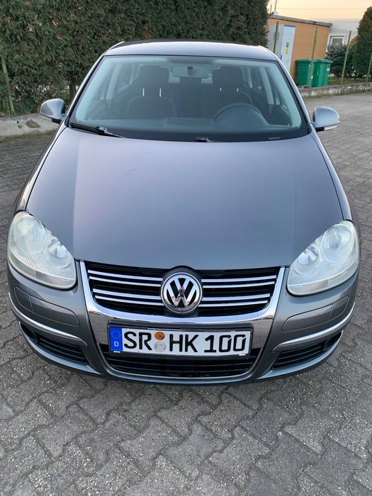 Primul propietar VW Jetta Facelift 2009/10 Confortline Dotat 1.6 MPI
