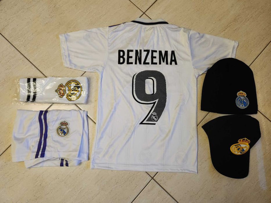 Винисиус 2023г Екип с калци + Шапка 2бр детски екип Мадрид 2023г