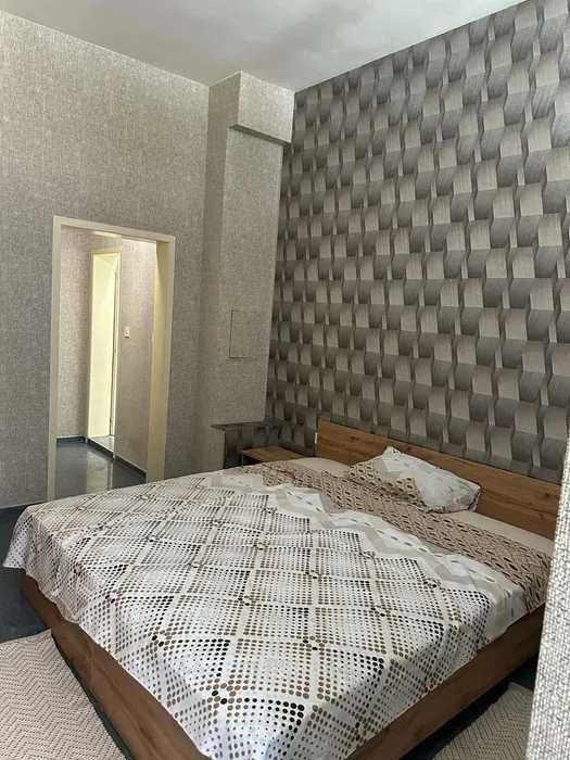 Дава се под наем Едностаен апартамент в София, Полигона - 40 кв.м за 350 € - Снимка #2