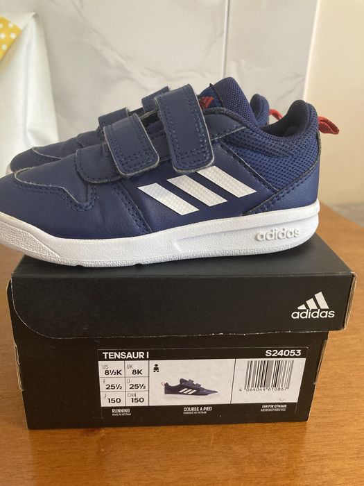 Маратонки Adidas