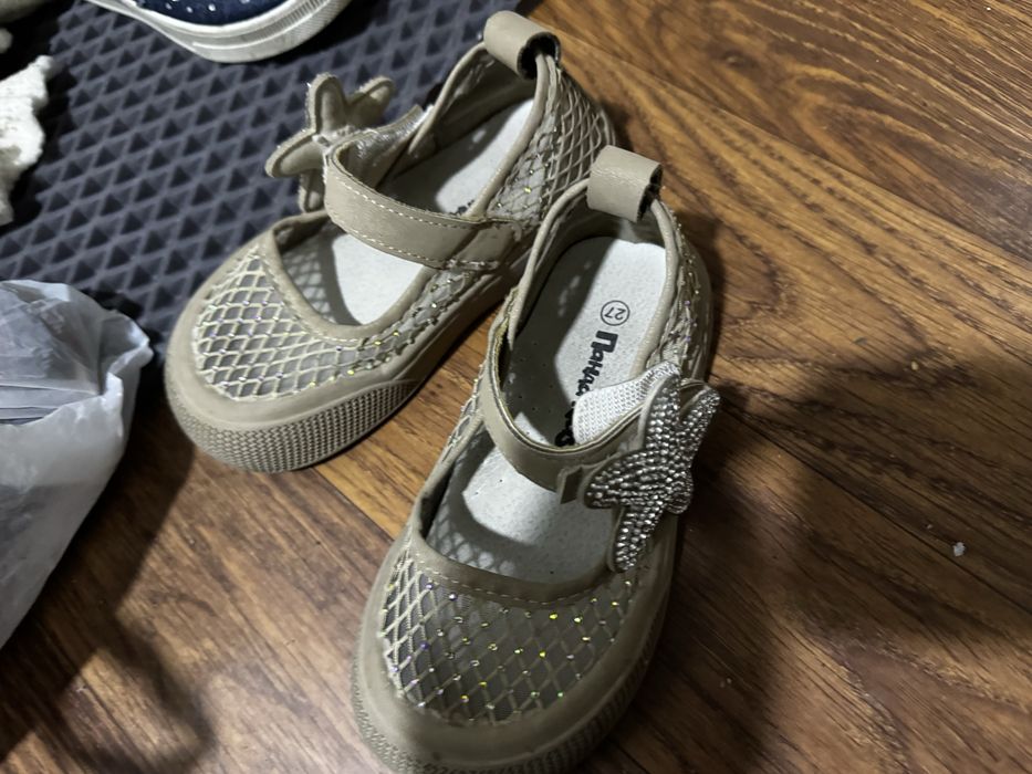 отдам туфли 27размер