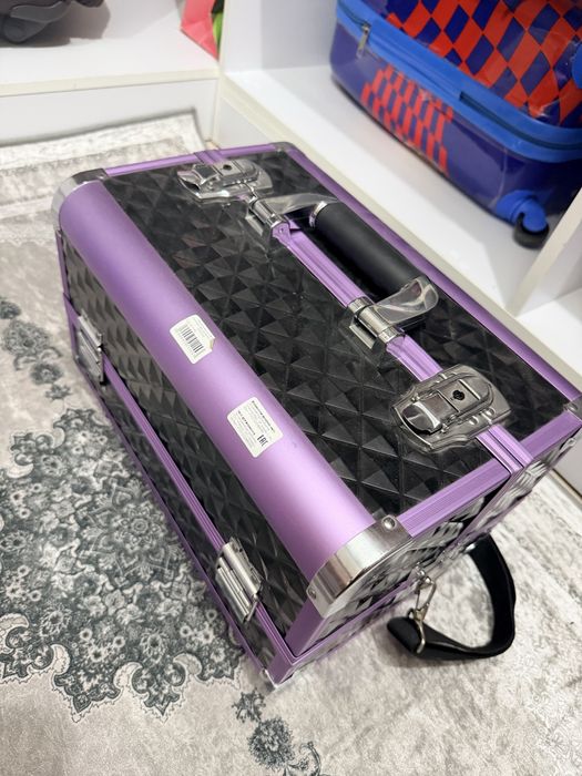 Чемодан для косметики бьюти кейс