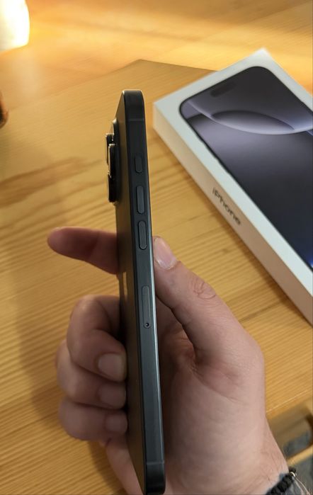 Apple iPhone 16 Pro Max 94% baterie