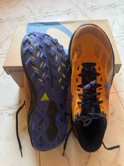 Маратонки за планинско бягане Asics Trabuco 14