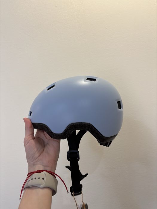 Детска пастелносиня каска за колело, ролери, скейтборд, тротинетка