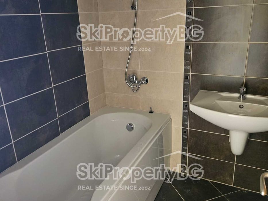 Студио разположено на 1 км от гр. Разлог!