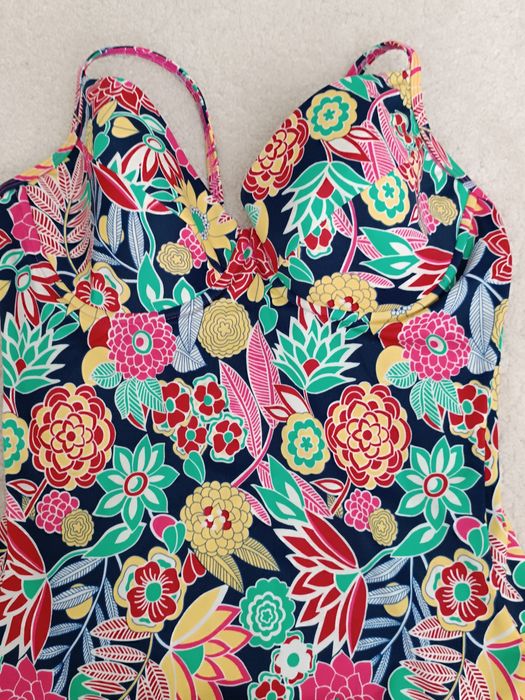 Купальник слитный XL 48-50