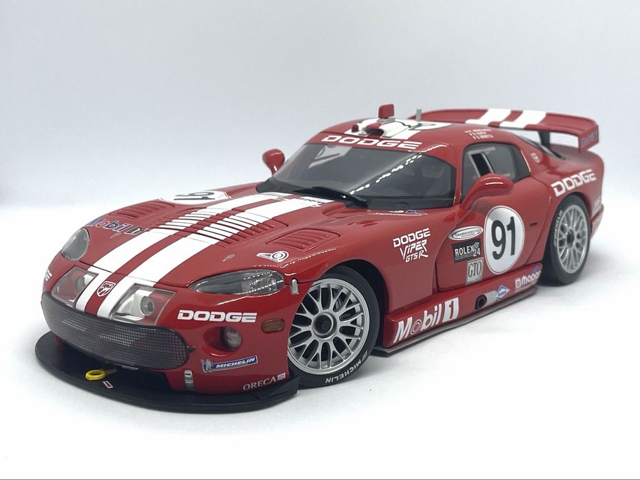 Macheta Dodge Viper GTS-R, AUTOArt, 1:18