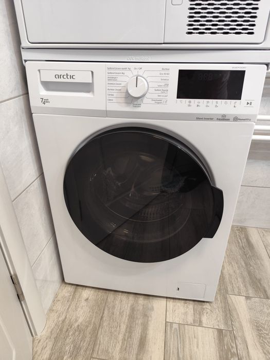 Masina de spalat haine Arctic cu Uscător