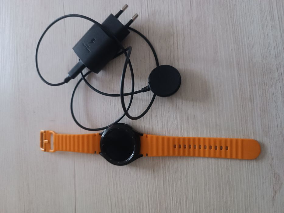 Samsung watch 4 classic 46 mm.