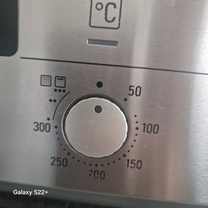 Фурна за вграждане SIEMENS Pyrolyse