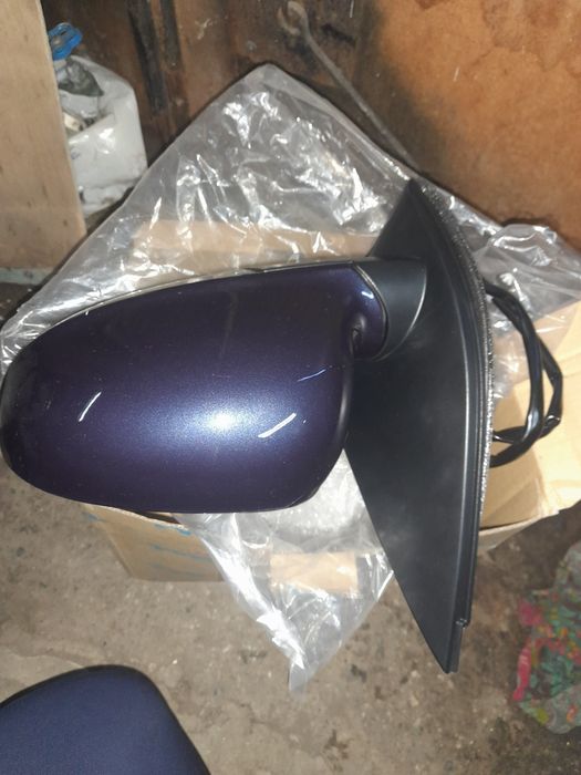 Боковое ,зерколо