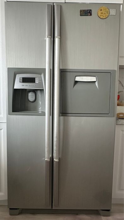 Холодильник сатылады