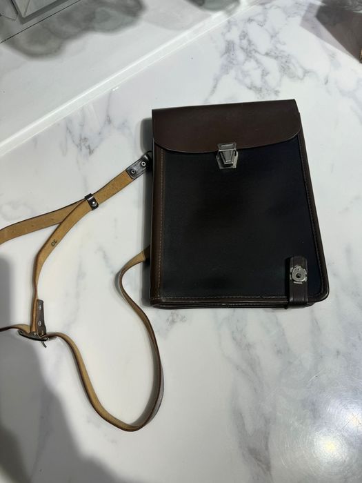 Продам военный планшет( кожа) и прочее.