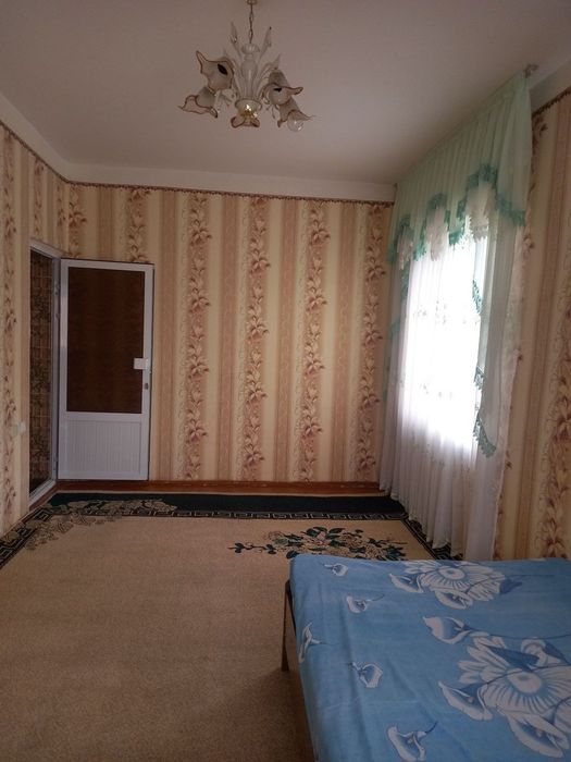 5-мкр.да жойлашган 1 хонали квартира ижарага берилади