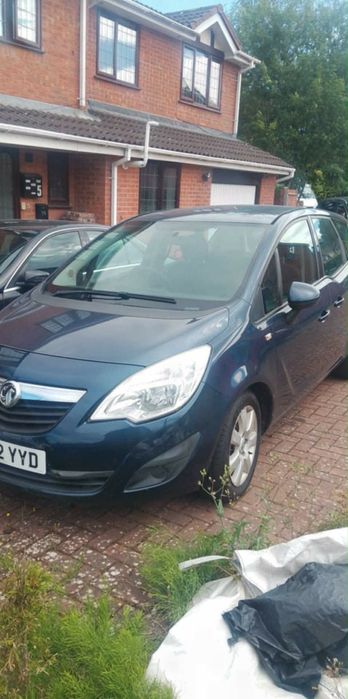 Vând Opel meriva