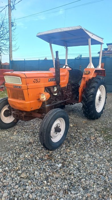 Tractor  Utb Fiat 450 45 cp  2 manete