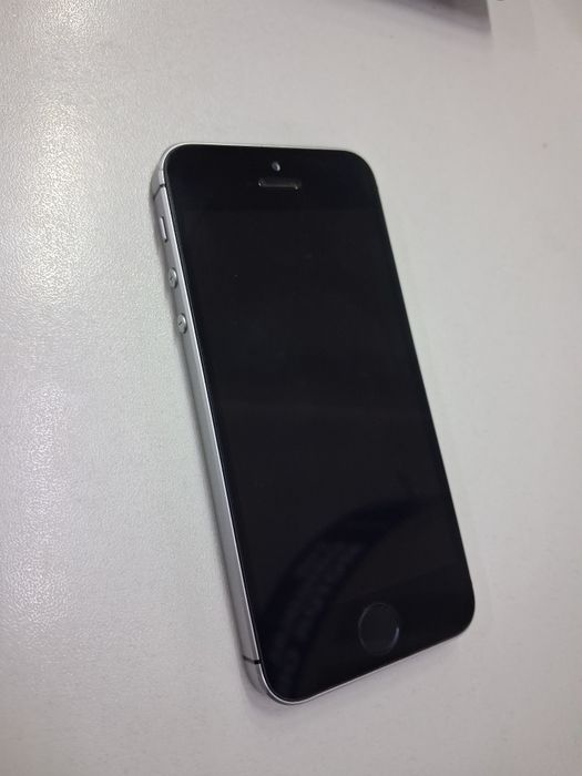 Apple iPhone 5 SE