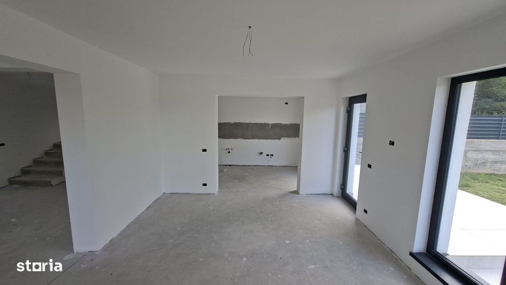 Casă / vilă Mărăcineni / Argeș , finisaje moderne !