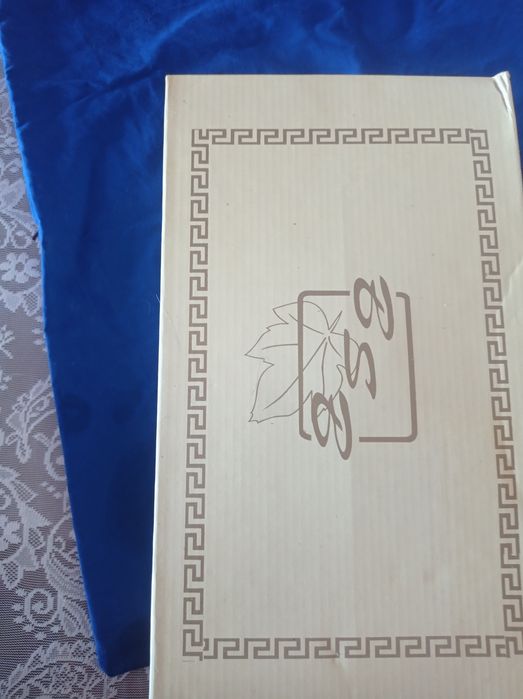 Продаю чайный сервиз