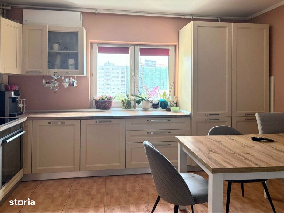 4 Camere | 96MP | Calea Vitan | Centrala | 2 Parcari | Renovat/Mobilat