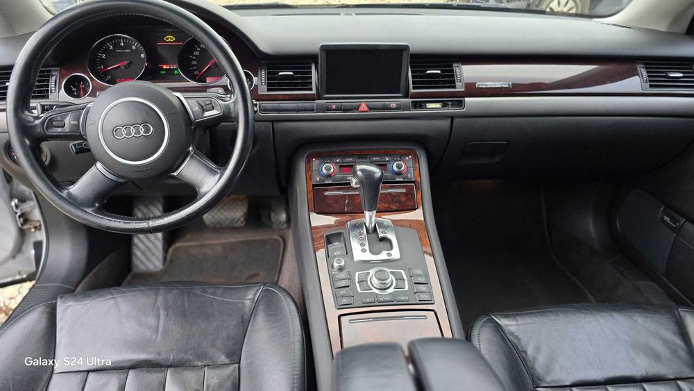 Audi A8 D3 3.7i 280hp 2004г