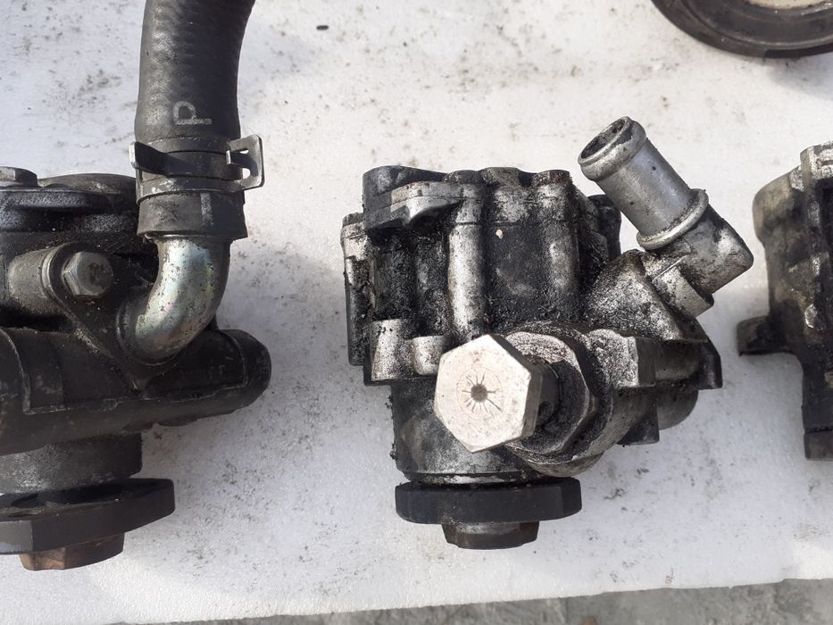 Хидравлични помпи Фолксваген Голф 3 , 4  ... 50 лева
