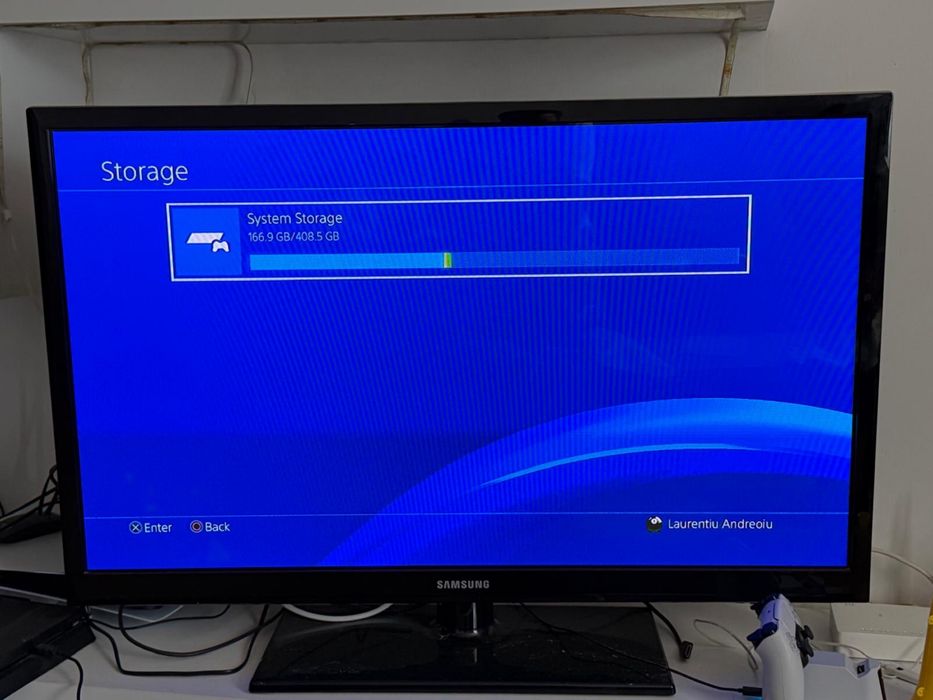 Vand playstation PS4 slim