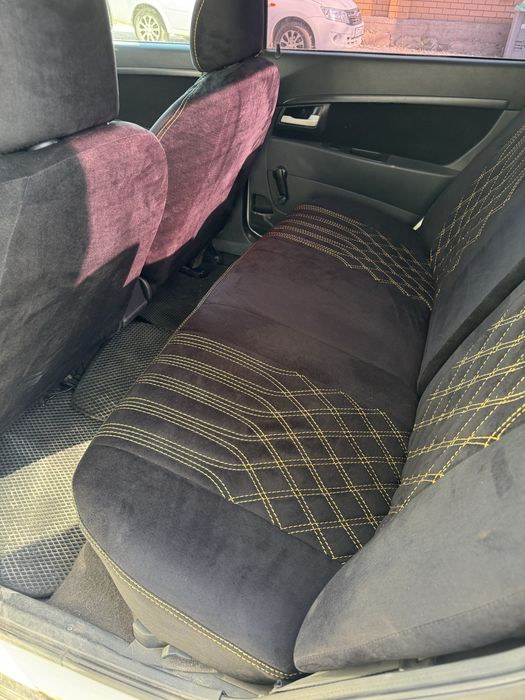 Продам Приору.