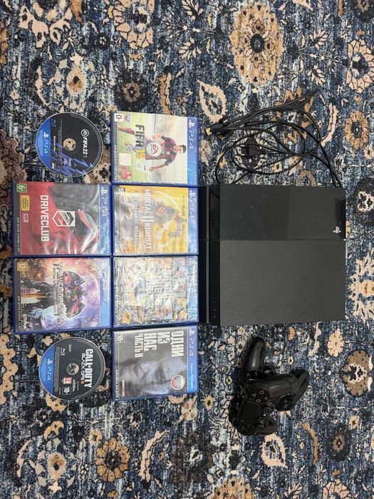Продам Playstation 4