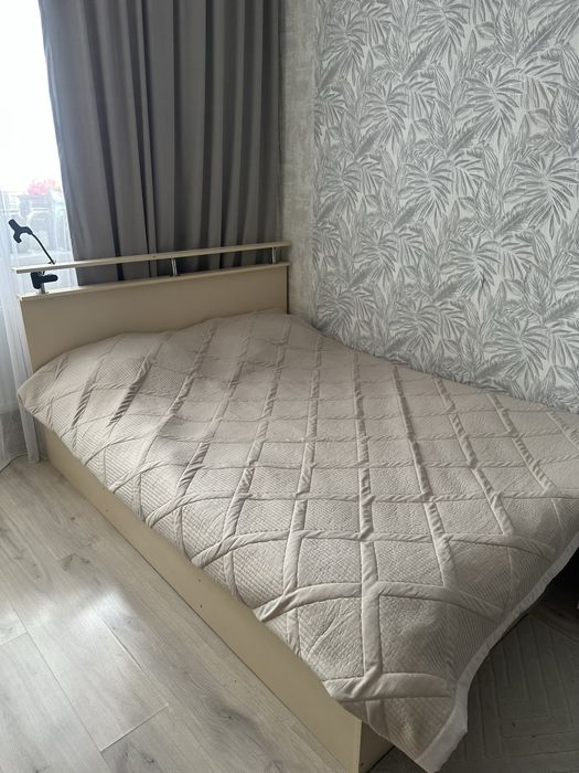 Кровать двухспальная