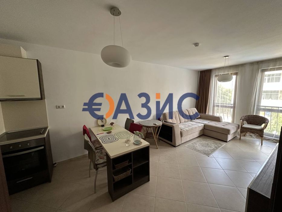 Продава се Двустаен апартамент в к.к. Слънчев бряг - 60 кв.м за 1584 €/кв.м - Снимка #13