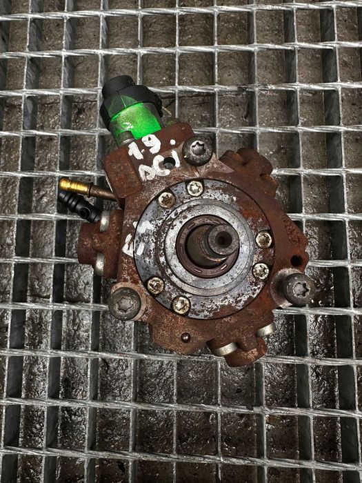 Pompa inalta Renault Megane 2 1.9 DCI cod 0445010148 an 2006 - 2012 Renault Scenic 3 Suzuki Vitara