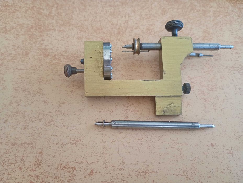 Instrument de ceasornicărie .