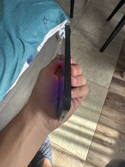 Vand iphone 13 normal