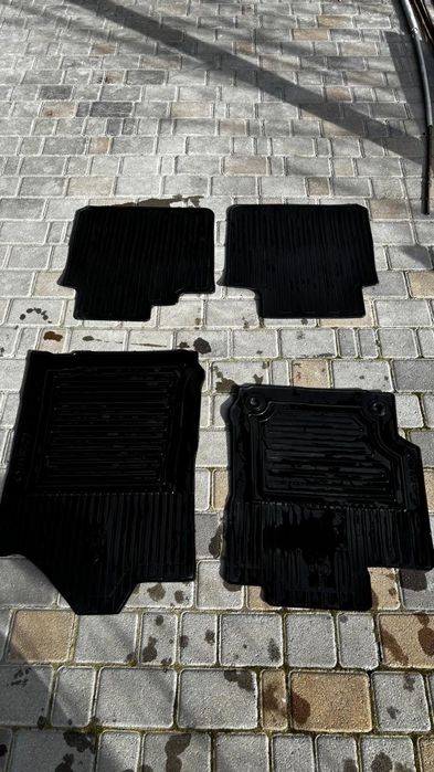 Полики для авто .