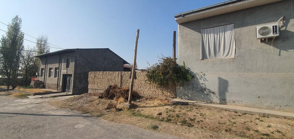 Toshmi postidan 4.5 km kirganda yer sotiladi