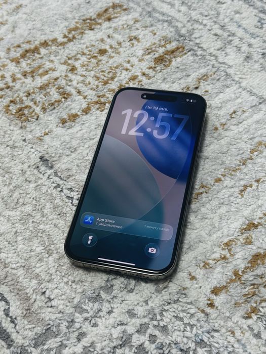 Iphone 14 pro в хорошем состоянии