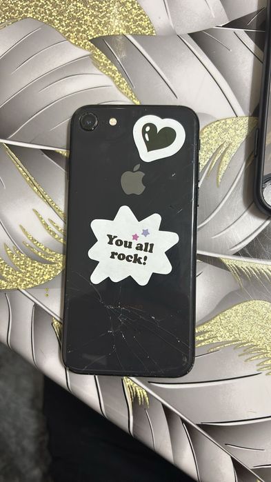 Apple se продаются