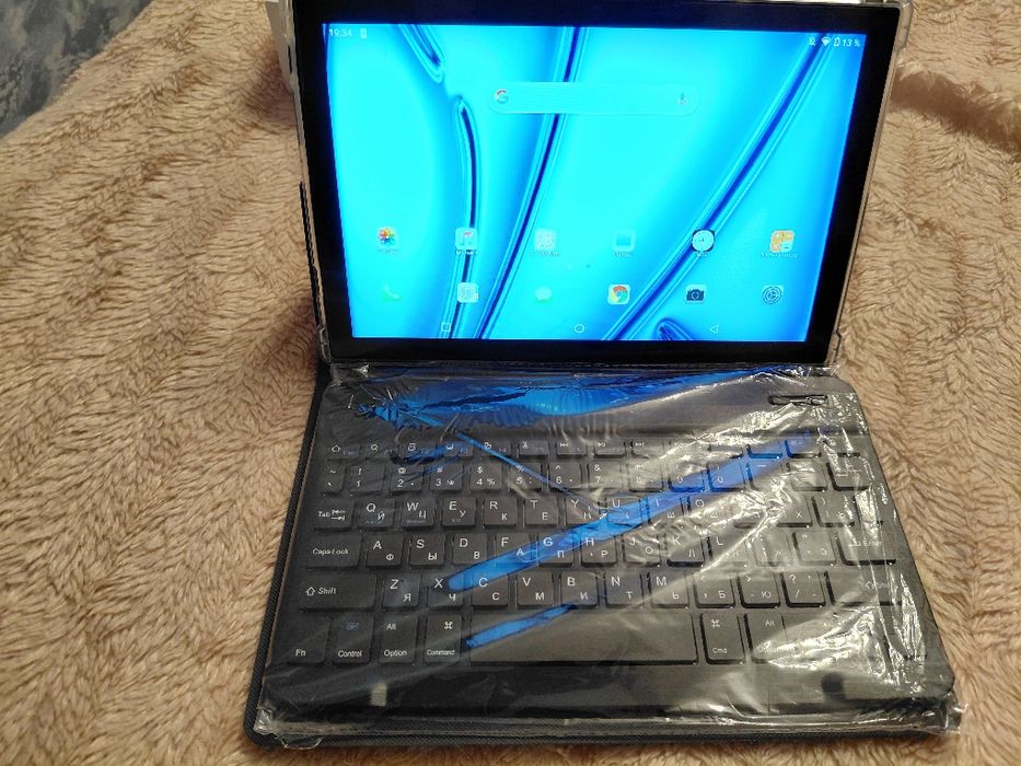 Планшет G3000 PLUS