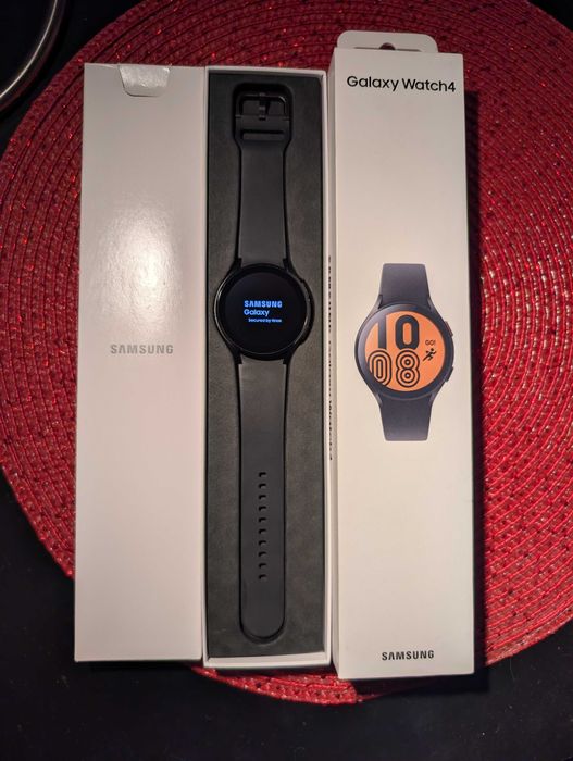 Samung Galaxy Note 8 + Samsung watch 4 44mm