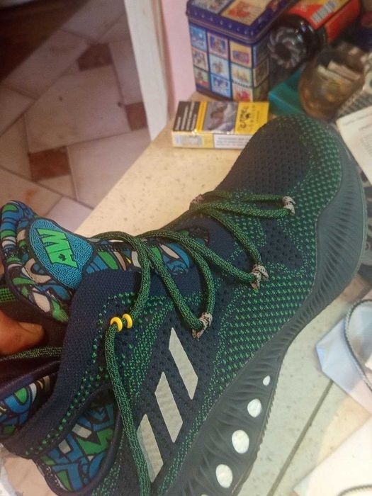 Маратонки Adidas баскетболни Размер 46 Мъжки Нови