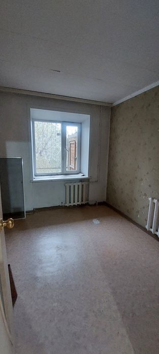 Продам 3х ком.кв. 6 мик. д.61