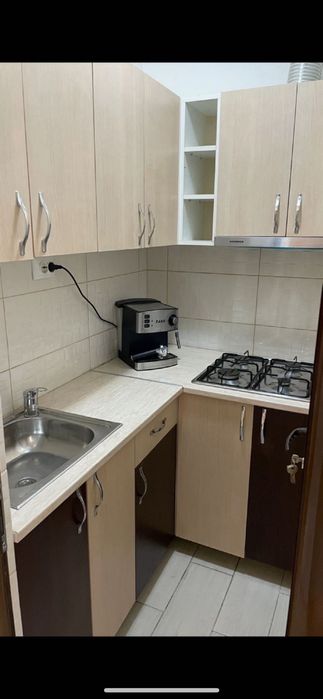 Inchiriez garsoniera