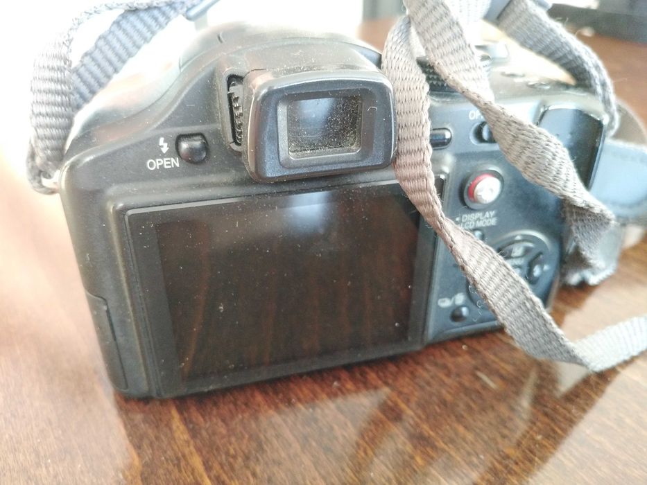 Фотоапарат Panasonic DMC-FZ7