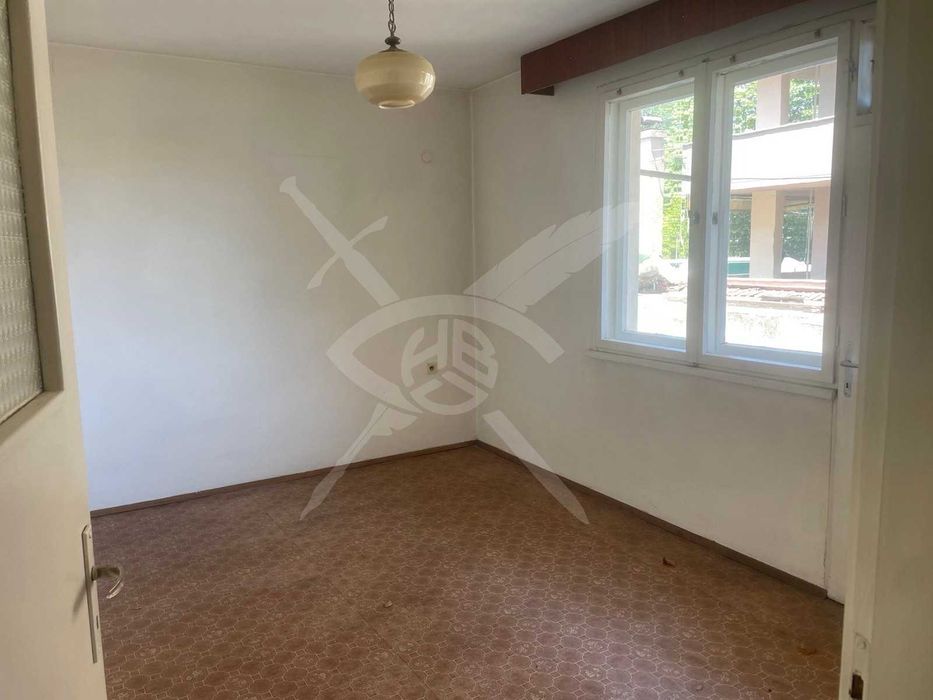 Продава се Къща в Асеновград - 620 кв.м за 1000 €/кв.м - Снимка #9